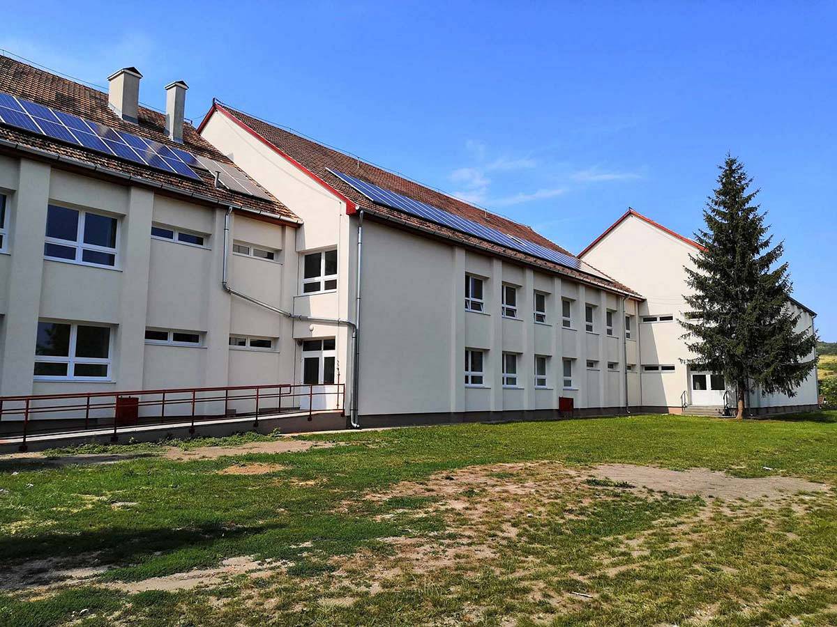 Energy modernization of Szent-György Albert Elementari School in Buják