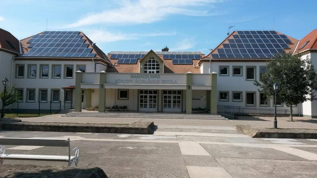 Szügy - Installation of solar panels