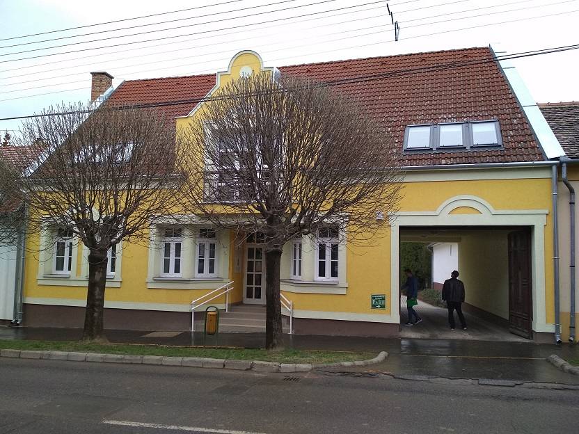 Government Office of Tolna Cunty Bonyhád, Perczel Mór utca 23.